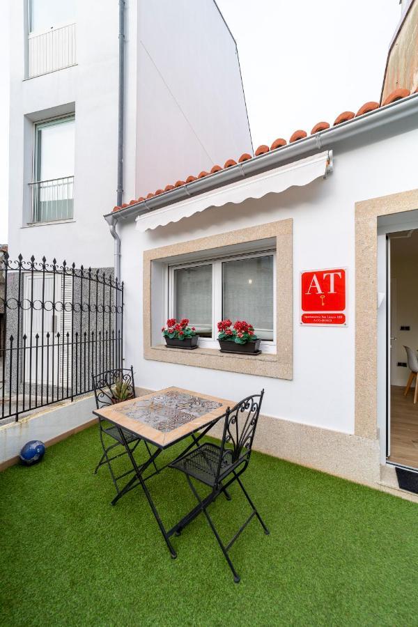 Apartamentos San Lazaro Santiago de Compostela Exterior photo